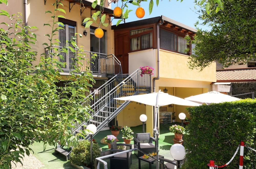 Nonna Germina Locazione Turistica Vila Roccalumera Exterior foto